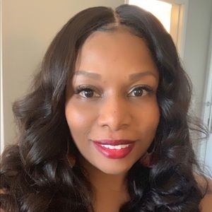 Meet your Posher, Shileria